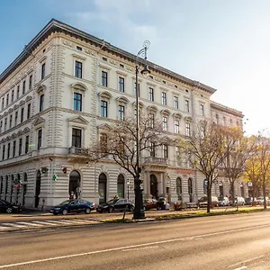 Adagio Downtown Szálloda